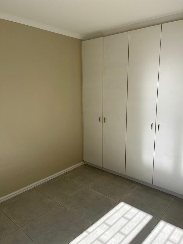To Let 2 Bedroom Property for Rent in Parklands Western Cape